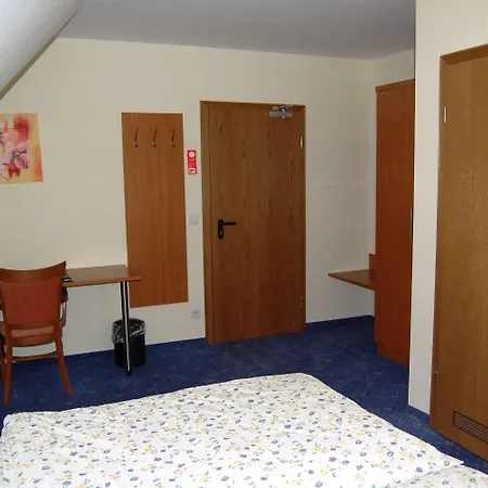 盖斯特豪弗瓦尔德斯瑞酒店