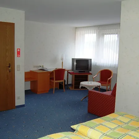 盖斯特豪弗瓦尔德斯瑞酒店 酒店 萨尔贝克