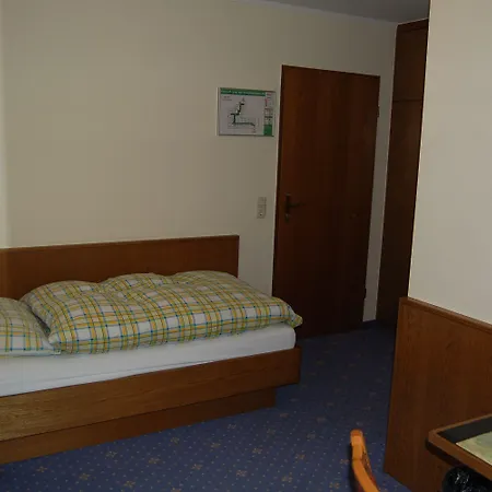 Waldesruh Szálloda 3*