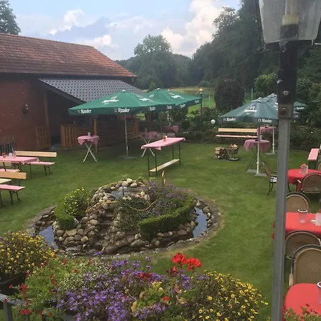 盖斯特豪弗瓦尔德斯瑞酒店 3* 萨尔贝克