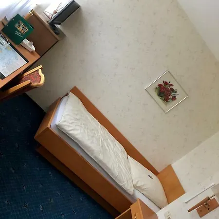 盖斯特豪弗瓦尔德斯瑞酒店